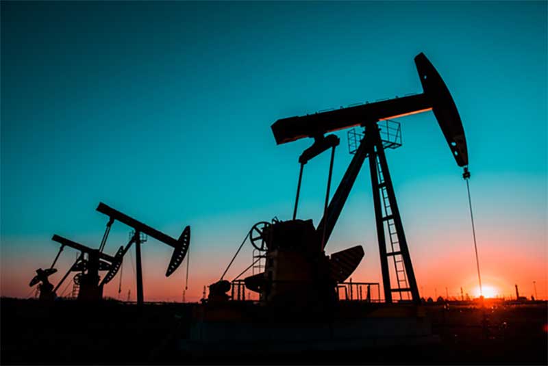 https://www.e-futures.com/blog/crude-oil-futures-trading-utilizing-technical-analysis/